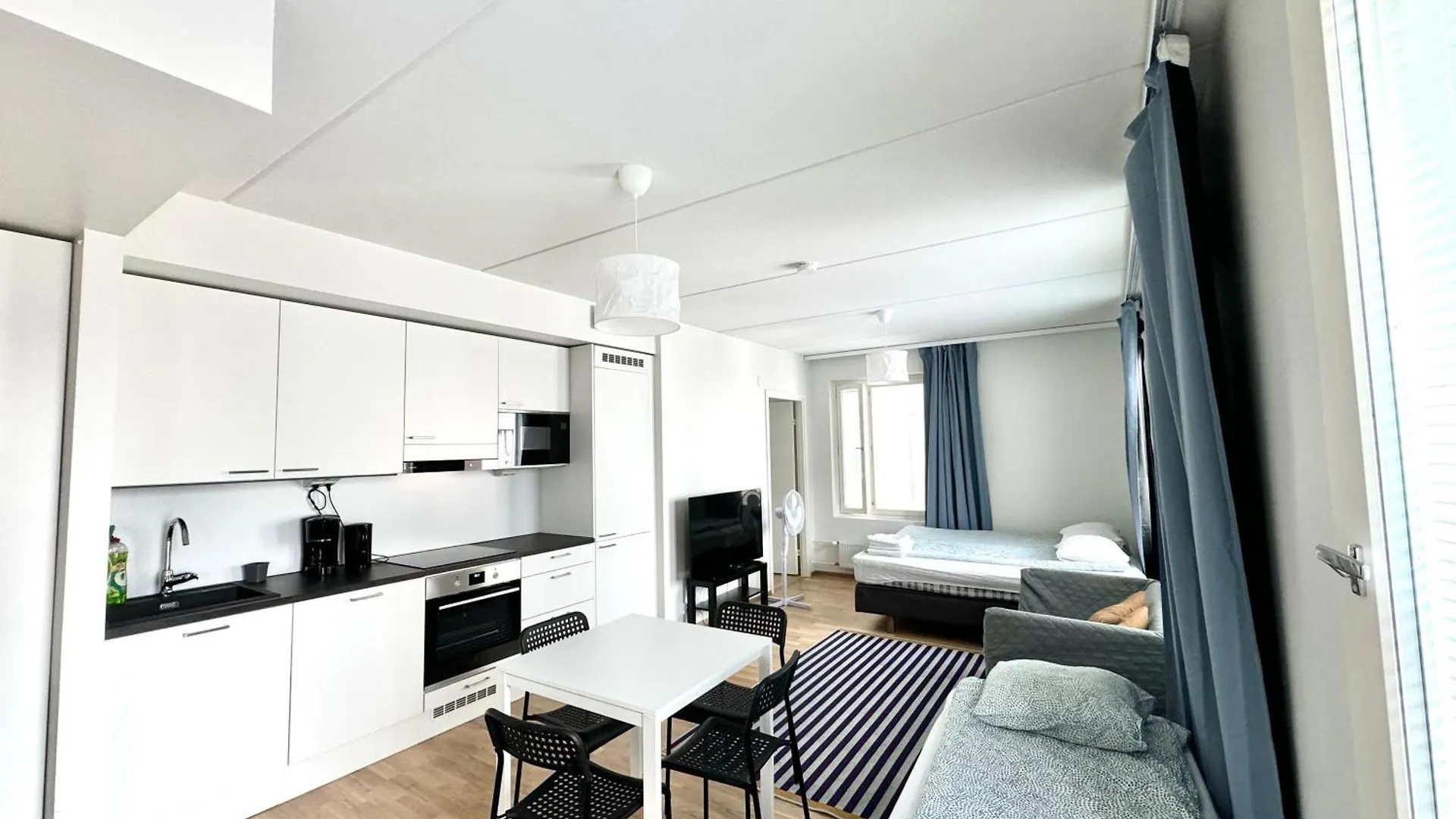 Easy Stay Rooms & Apartments Near Airport Vantaa Privatunterkunft